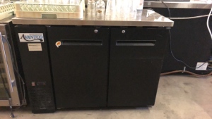 Avantco 4’ Bar Back Refrigerator